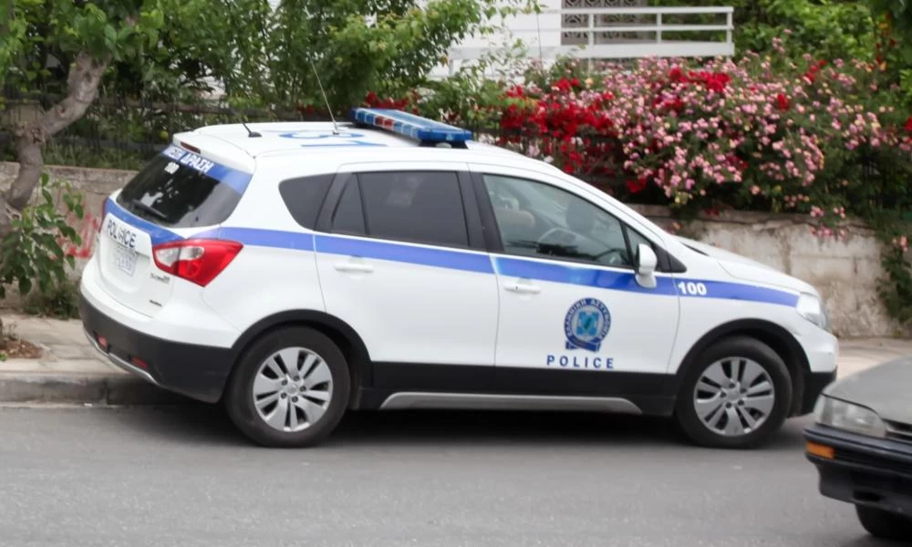Κρήτη - Επίθεση σε μετανάστες: «Μπήκαν στο πρώτο σπίτι και είχαν 3 πιστόλια»